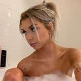 emilyyhearts from onlyfans