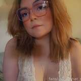 that_slut_ari from fansly